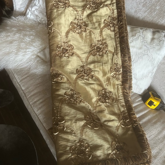 Stunning Golden Floral Poly/Silk Custom Made Throw, 52 x 60. Chenille Lining. - Picture 11 of 14